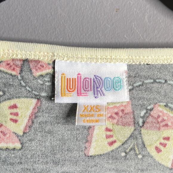 Lularoe Oversize Black Top With Butterfly Print Short Sleeve Size XXS - Picture 2 of 8